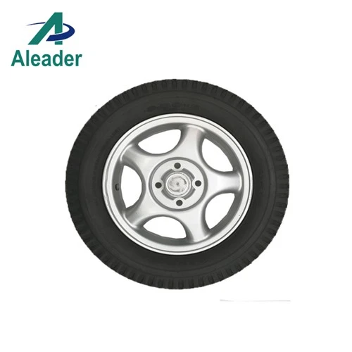 Mit Schaumstoff gefüllte Polyräder 3.00-8